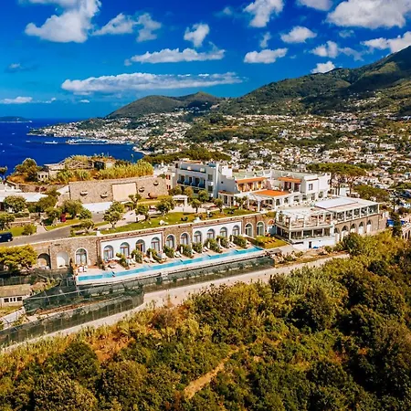 San Montano & Hotel 5*
