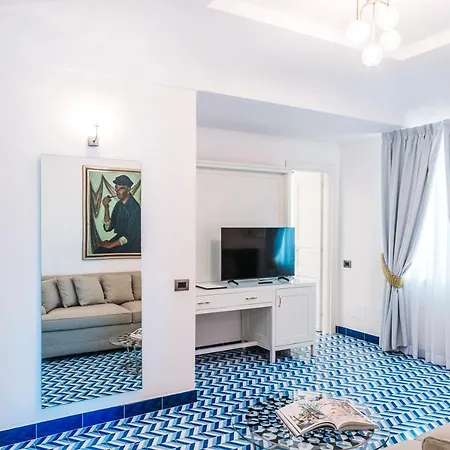 Hotel San Montano & 5*