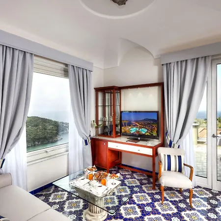 San Montano & Lacco Ameno (Isola d'Ischia)