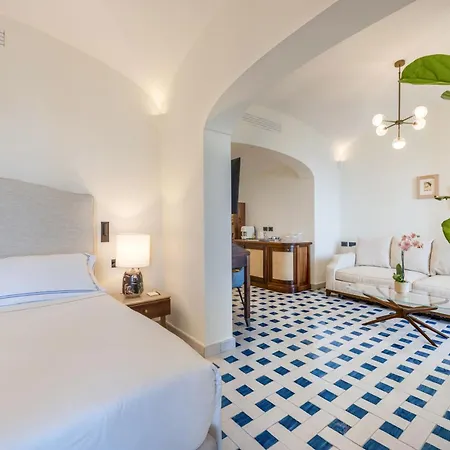 San Montano & Hotel 5*