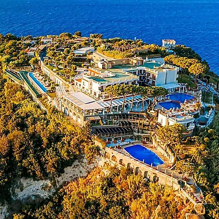 San Montano & Lacco Ameno (Isola d'Ischia)