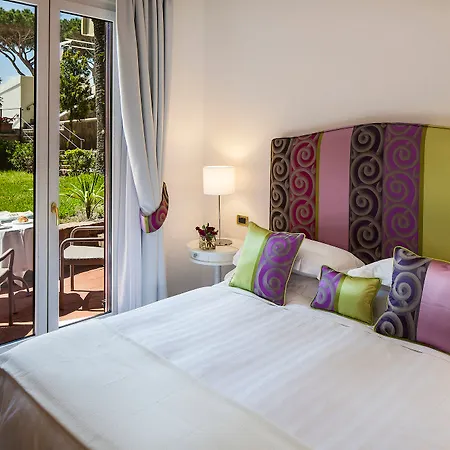 Hotel San Montano & 5*