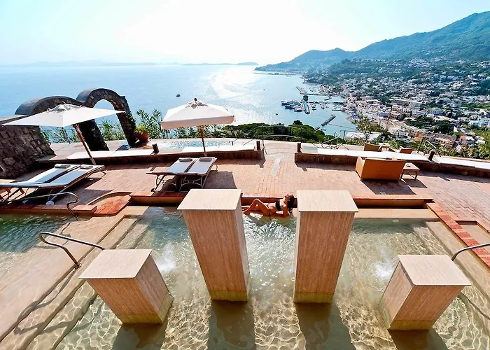 San Montano & Lacco Ameno (Isola d'Ischia)