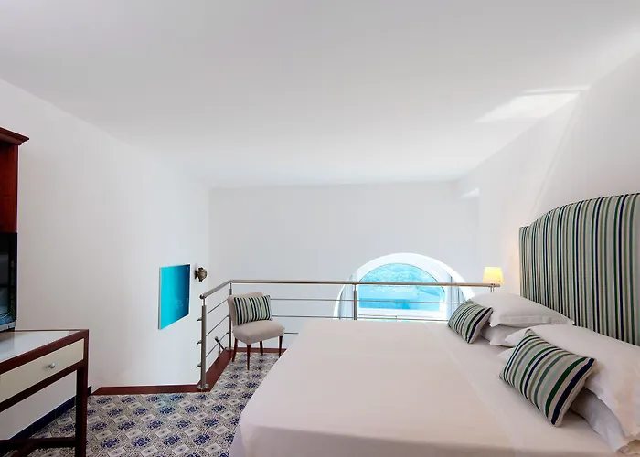 Hotel San Montano & Lacco Ameno (Isola d'Ischia)