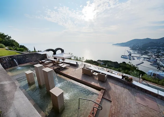 San Montano & 5* Lacco Ameno (Isola d'Ischia)