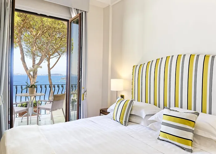 San Montano & 5* Lacco Ameno (Isola d'Ischia)